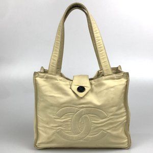 CHANEL HANDBAG NYLON CC Stich